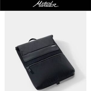 Matador Laptop Protector (NWOT)